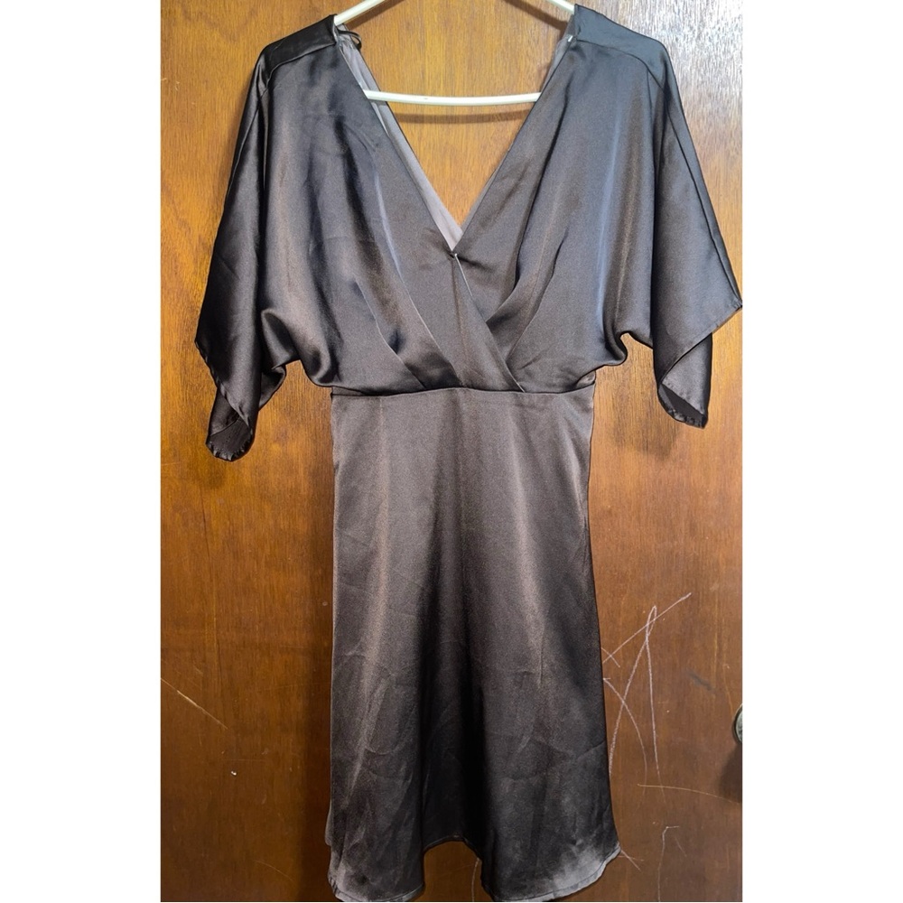 Gilli Satin Short V Neck Dress NEW